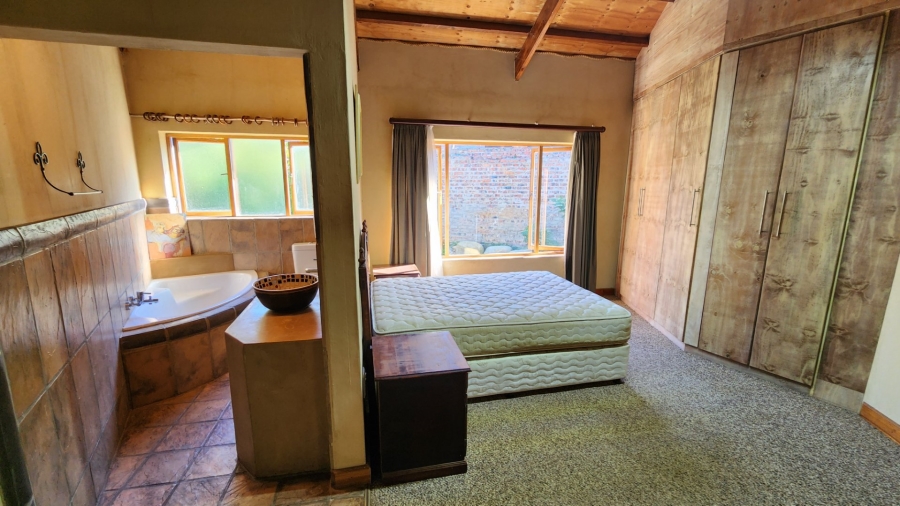 5 Bedroom Property for Sale in Island View Western Cape